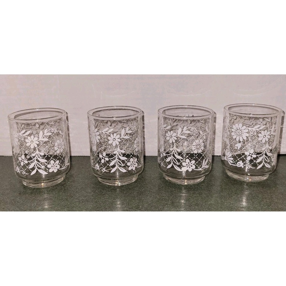 Vintage Anchor Hocking White Daisy Trellis Juice Glasses Set of 4 Flower Power